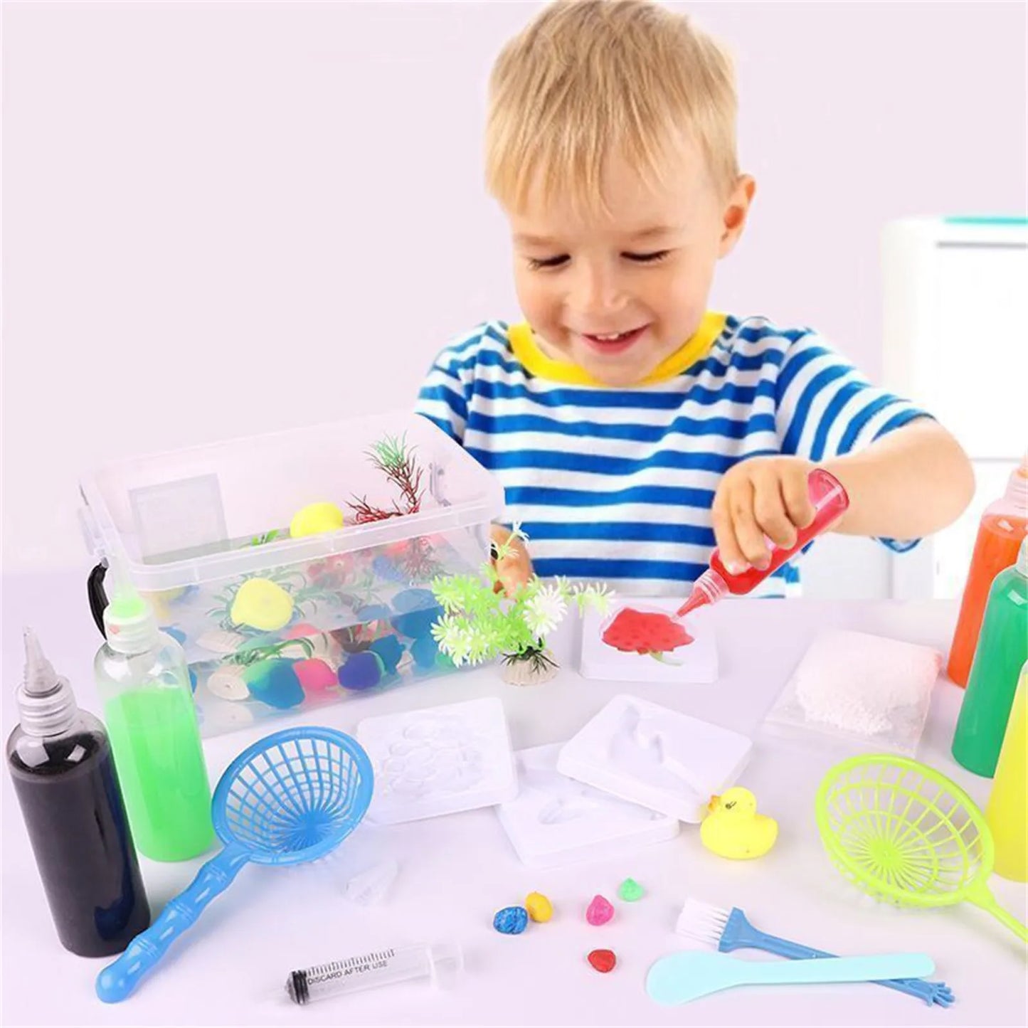 STEM craft toy to make 3D water fairies and gel creatures.